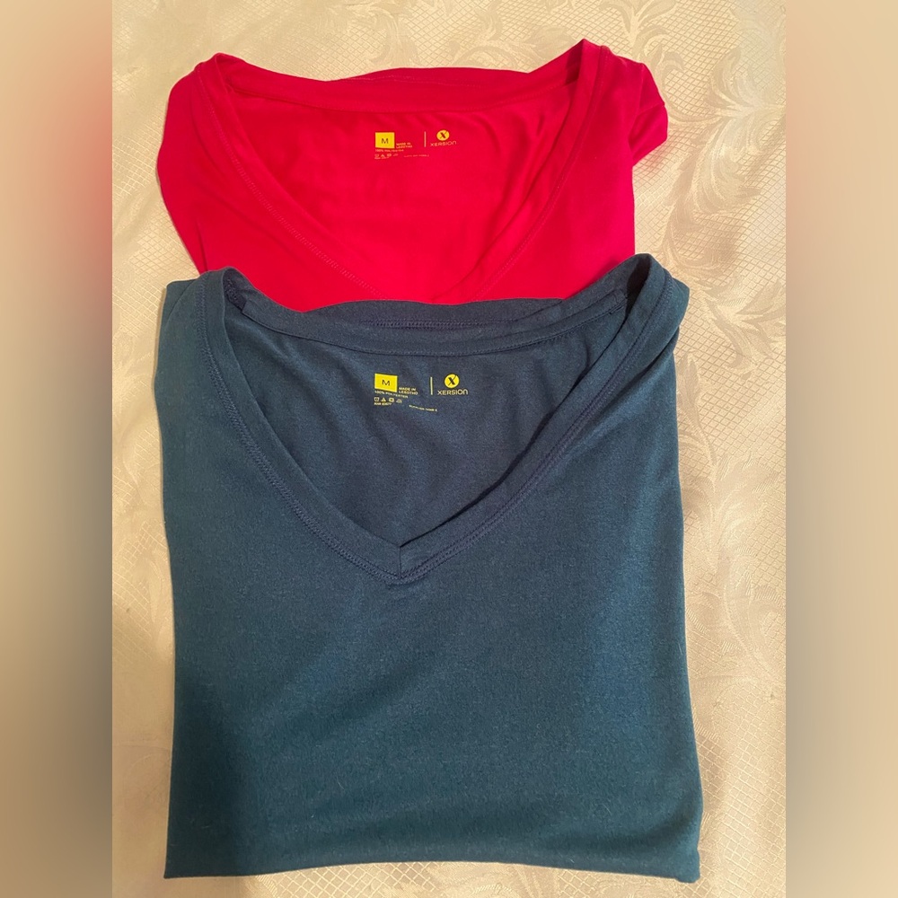 Two Women’s XERSION V-Neck Active T-Shirts - Size Medium